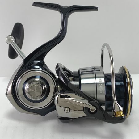  DAIWA ダイワ CERTATE 19セルテート　LT4000-CXH LT4000-CXH ゴリ感あり