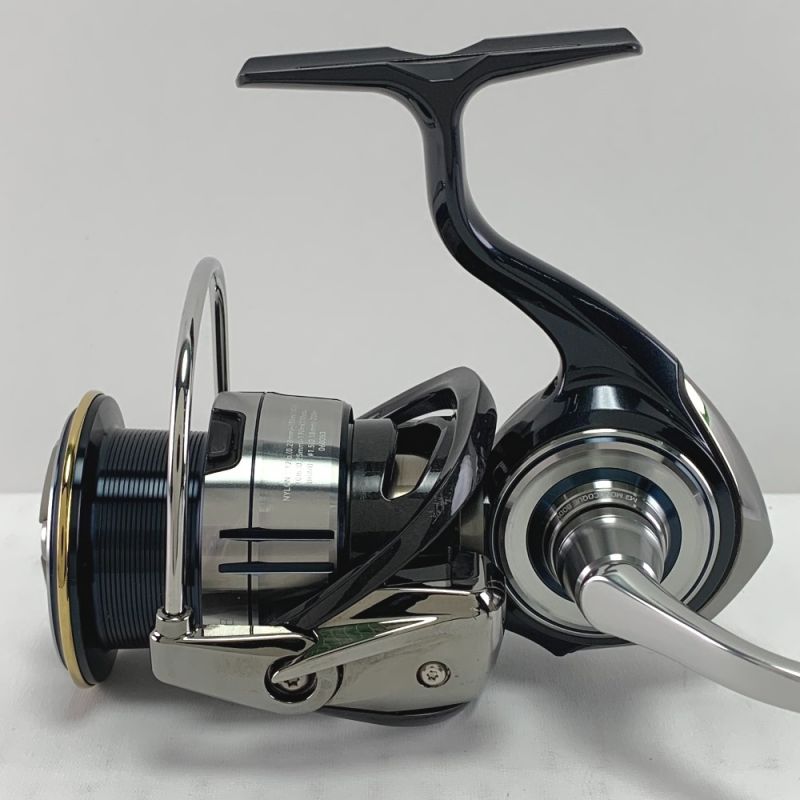 全日本送料無料 Daiwa 中古品 19セルテートLT4000-CXH リール