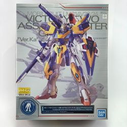 ▽▽ BANDAI バンダイ MG 1/100 ガンダムベース限定　V2アサルトバスターガンダムVer.Ka チタニウムフィニッシュ　 未組立品 Sランク