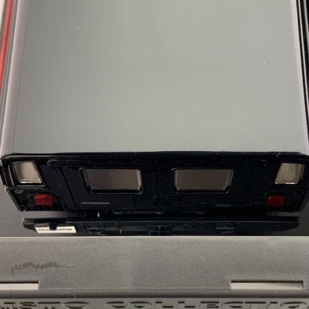  Maisto 1/18　Hummer ハマー 4-Door Wagon　ブラック　プレミアムエディション 36858