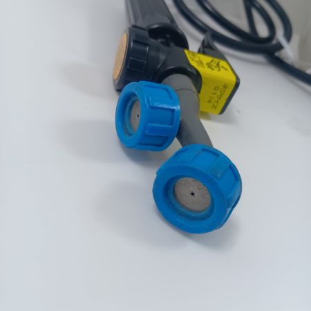 MAKITA マキタ コードレス噴霧器 14.4Ｖ 充電式 MUS103DZ