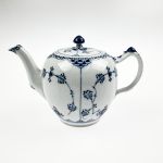 ▽▽ ROYAL COPENHAGEN ロイヤル・コペンハーゲン ブルーフルーテッド ハーフレース ティーポット  Bランク