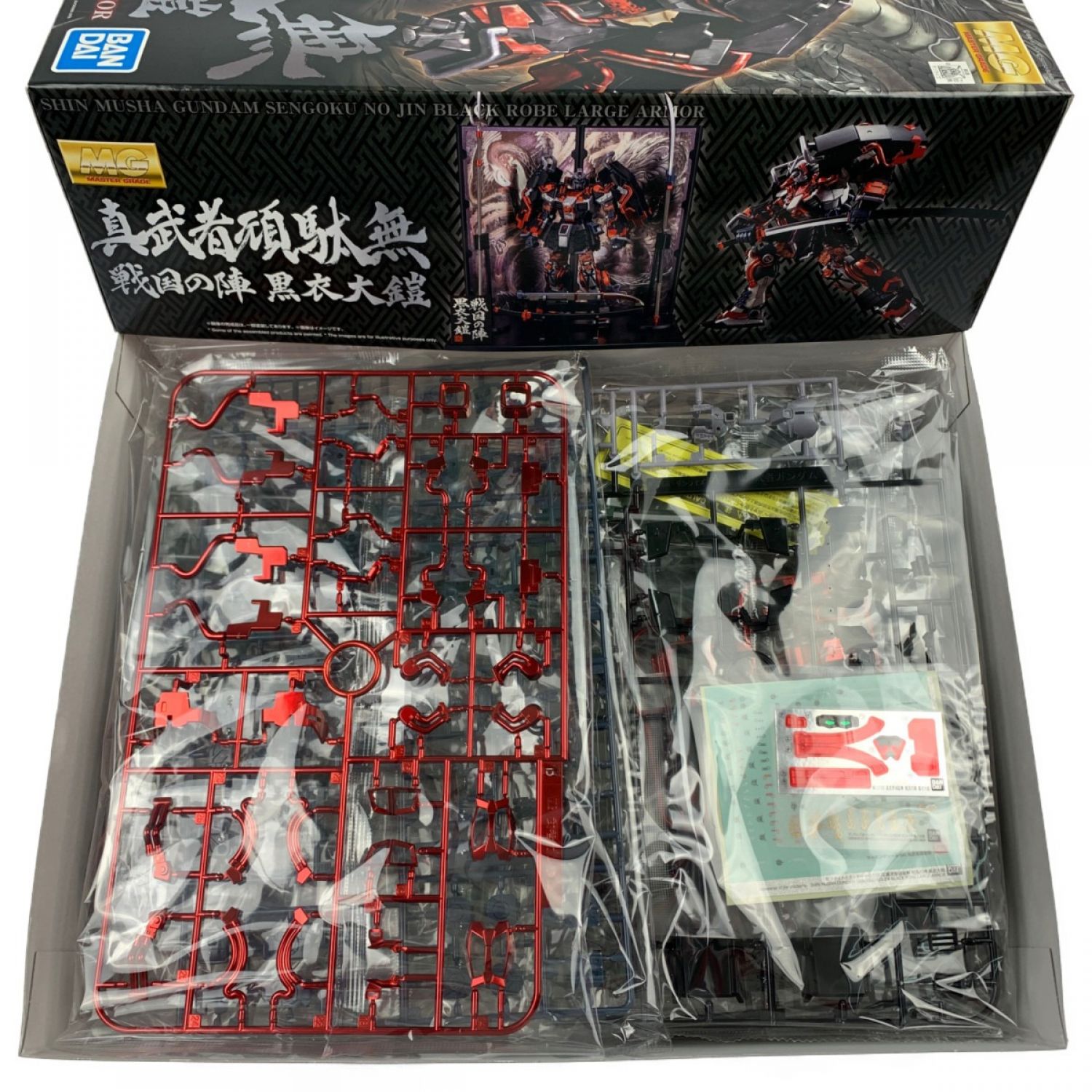 MG 1/100 真武者頑駄無 戦国の陣 黒衣大鎧 未組立品 Sランク