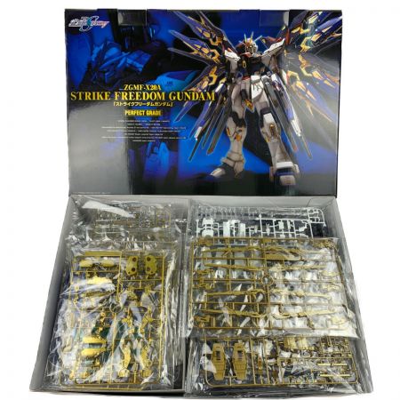   PG（パーフェクトグレード） 1/60 ZGMF-X20A ストライクフリーダムガンダム 未組立品