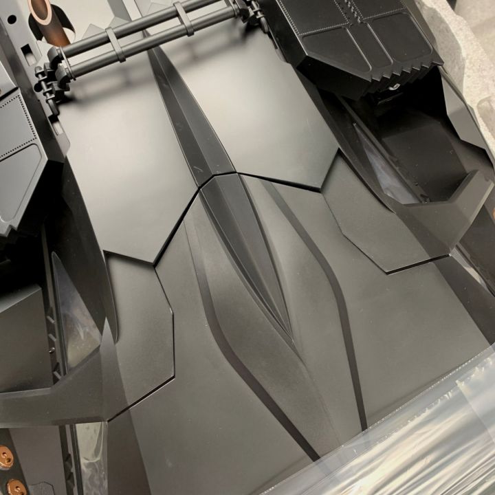 ホットトイズ　バットモービル1/6 Amazon.co.jp: ムービー・マスターピース バットマン ビギンズ