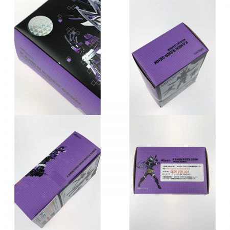   仮面ライダーエグゼイド S.H.Figuarts 仮面ライダーゲンム 無双ゲーマー