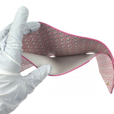  LOUIS VUITTON ルイヴィトン バイ・ザ・プール ポルトフォイユ・ヴィクトリーヌ 財布 M82406 ホワイト x ピンク