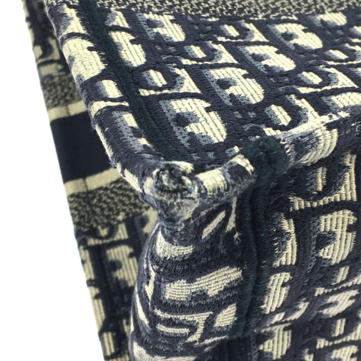 中古美品　DIOR　ハンカチ 総柄 トロッター オブリーク 綿100％ ネイビー 中古美品 DIOR ハンカチ 総柄 トロッター オブリーク 綿100