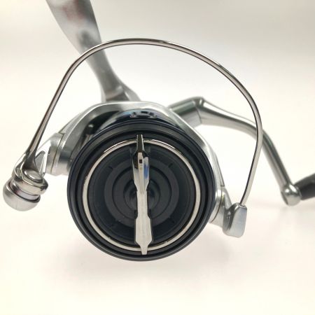  SHIMANO シマノ STRADIC 19ストラディック C3000HG 04019