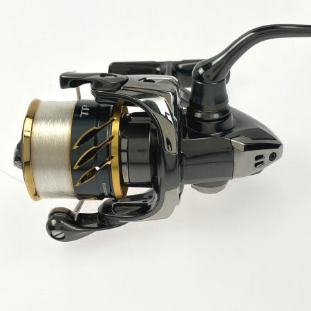  SHIMANO シマノ TWINPOWER 20ツインパワー C2000SHG 20ﾂｲﾝﾊﾟﾜｰ c2000shg