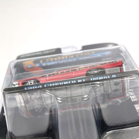  グリーンライト カリフォルニア ローライダー 1964 シボレー インパラ 1/64