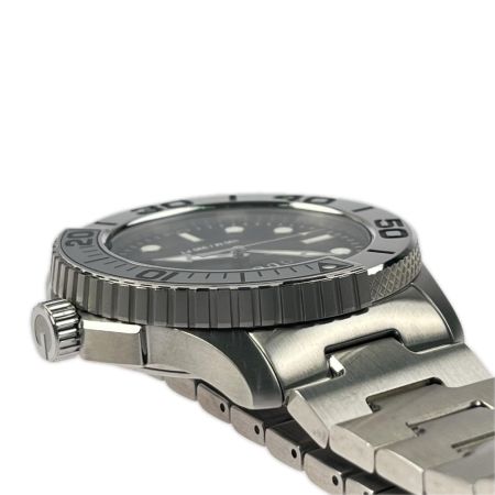 GUCCI グッチ Gタイムレス ダイバー 126.2/YA126277