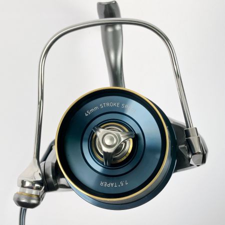  DAIWA ダイワ 19トーナメント サーフ45 HG 05PE ゴメクサスハンドルノブカスタム 00067001