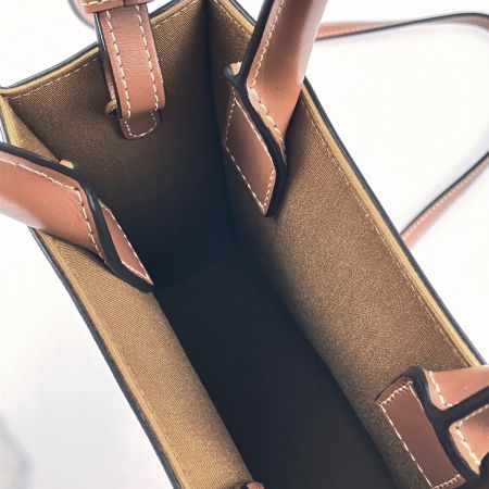  CELINE セリーヌ 2WAYバッグ トリオンフ ミニ バーティカル カバ 194372BZK.04LU ブラウン
