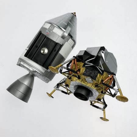  スペースドラゴンウイングス 1/72 NASA アポロ11号 CSM(司令船/機械船)&月着陸船 w/月面ベース