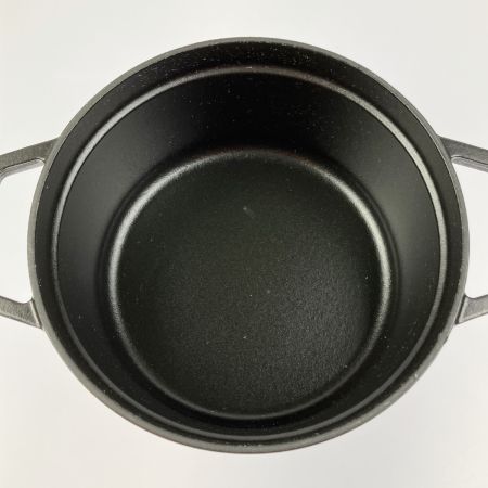  STAUB ストウブ ピコ・ココット ラウンド 40509-487 ブラック 未使用品