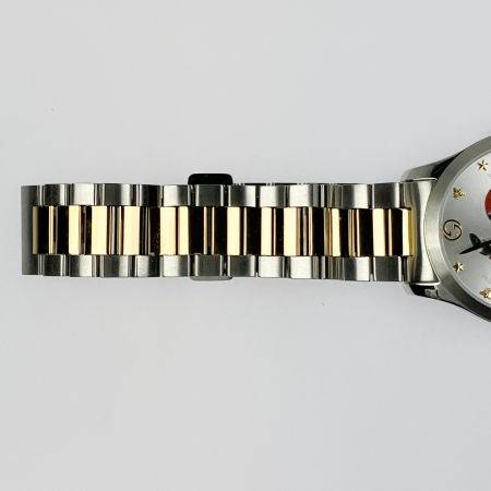  GUCCI グッチ Gタイムレス スネーク クォーツ 126.4