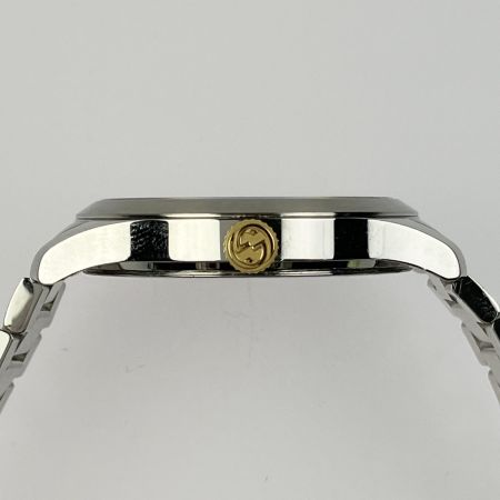  GUCCI グッチ Gタイムレス スネーク クォーツ 126.4