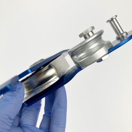   PETZL STOP ペツル ストップ D09 シングルロープ用下降器