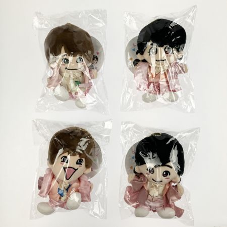   なにわ男子 初心LOVE ちびぬい & サンリオコラボ クリップマスコット セット 未開封品