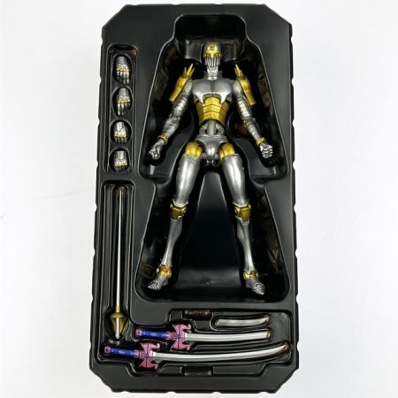  メディコス・エンタテインメント 超像可動 シルバーチャリオッツ・セカンド(荒木飛呂彦指定カラー)