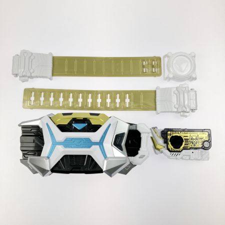   仮面ライダーアウトサイダーズ 変身ベルト PREMIUM DX ゼインドライバー＋ゼインカードセット