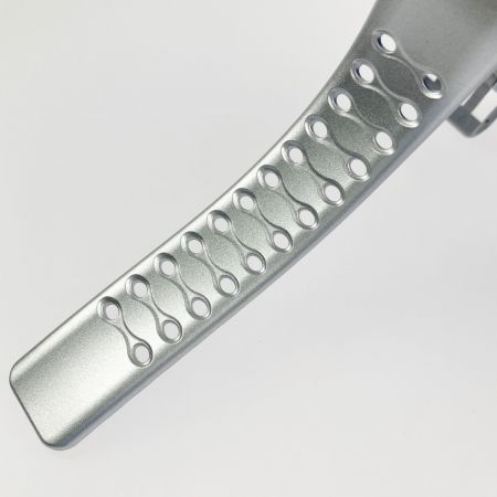  CASIO カシオ G-SHOCK GA-V01A-8A シルバー マグネティックホールディング構造 箱・取説付  GA-V01A