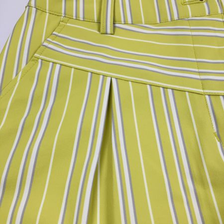  Callaway キャロウェイ レディース ゴルフウェア ストライプ タック ショートパンツ M イエローグリーン 黄緑 開封未使用品