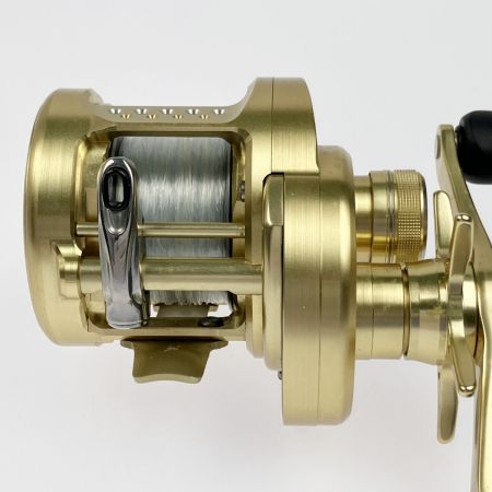  SHIMANO シマノ 14 カルカッタコンクエスト 201 03205