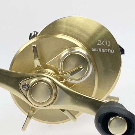  SHIMANO シマノ 14 カルカッタコンクエスト 201 03205