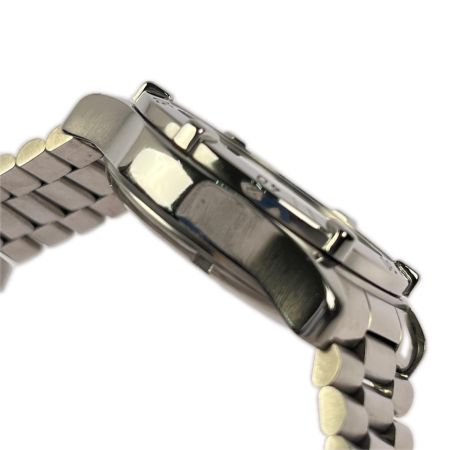  TAG HEUER タグホイヤー プロフェッショナル 2000シリーズ CE1111