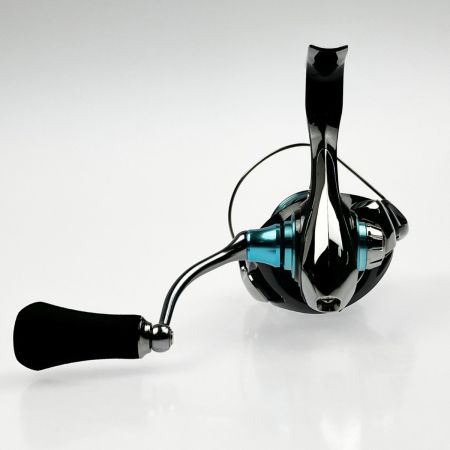  DAIWA ダイワ スピニングリール 24エメラルダス X LT2500-XH 箱付 00060106