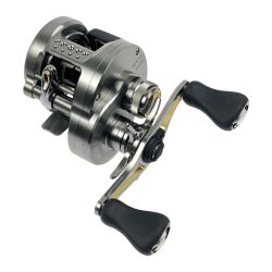 ▽▽ SHIMANO シマノ 23カルカッタコンクエスト BFS XG LEFT 左ハンドル 045713 Aランク