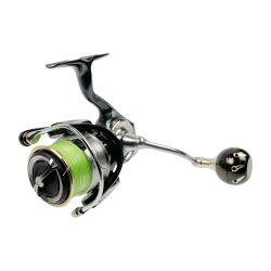 ▽▽ DAIWA ダイワ スピニングリール 20ルビアス LT3000 箱付 ノブ交換品 276467 Bランク