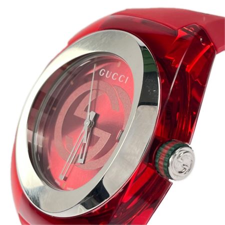 GUCCI グッチ SYNC シンク クォーツ 137.1 レッド