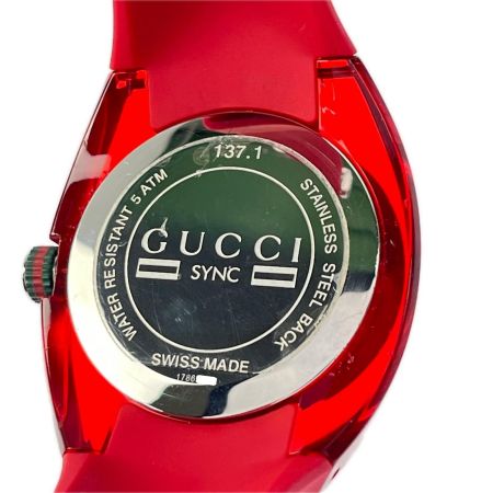 GUCCI グッチ SYNC シンク クォーツ 137.1 レッド