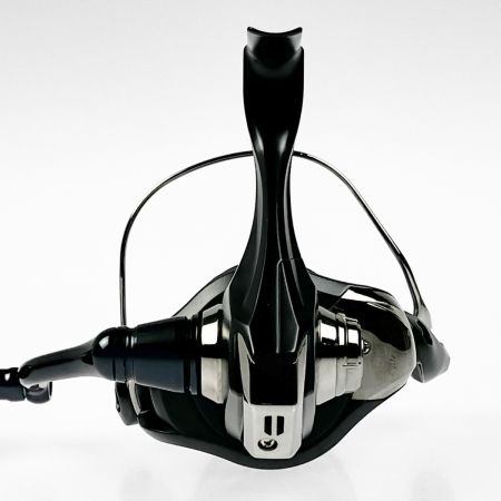  SHIMANO シマノ スピニングリール 20ストラディック SW 5000XG リールスタンド付属 04244