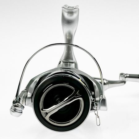  SHIMANO シマノ スピニングリール 23ストラディック C5000XG 045911