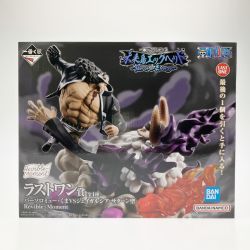 ▽▽  一番くじ ワンピース ラストワン賞 バーソロミュー・くまvsジェイガルシア・サターン聖 未開封品 Nランク