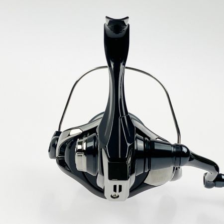  SHIMANO シマノ スピニングリール 24ストラディック SW5000XG 047397
