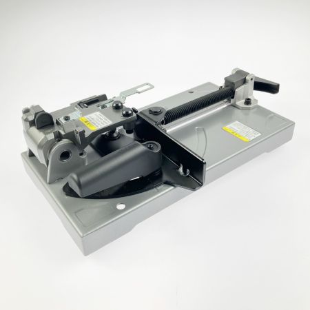  MAKITA マキタ チップソーカッタ用 バイススタンドセット品 A-00550