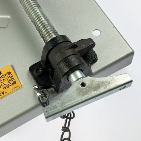  MAKITA マキタ 充電式チップソー切断機 14.4V 125mm LC540D 本体のみ