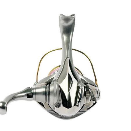 SHIMANO シマノ スピニングリール 15ツインパワー3000HGM 03404