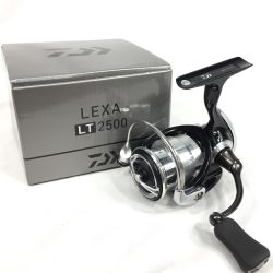 〇〇 DAIWA ダイワ スピニングリール 19 LEXA レグザ LT2500 19レグザ LT2500 Aランク
