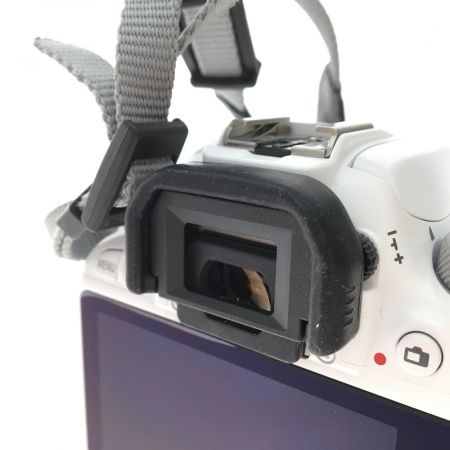  CANON キャノン デジタル一眼レフカメラ EOS Kiss X7 ダブルズームキット EOS Kiss X7 ﾀﾞﾌﾞﾙｽﾞｰﾑｷｯﾄ ホワイト