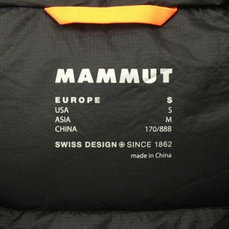  MAMMUT マムート ダウンジャケット Meron Insulated EU:Sサイズ ブラック チャックの紐欠品有