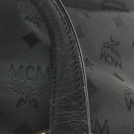  MCM エムシーエム レディースバッグ ナイロンバッグ  ブラック