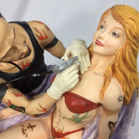   タトゥースタジオフィギュア TATOO-MAN & WOMAN レジン製 置物 オブジェ