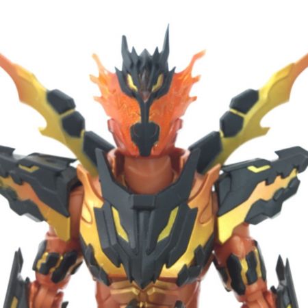  BANDAI s.h.figuarts 仮面ライダークローズマグマ