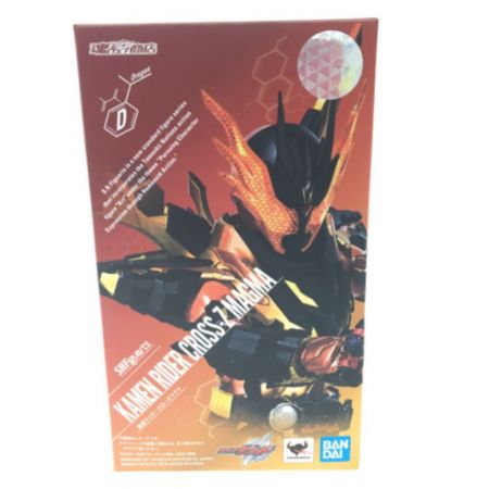  BANDAI s.h.figuarts 仮面ライダークローズマグマ